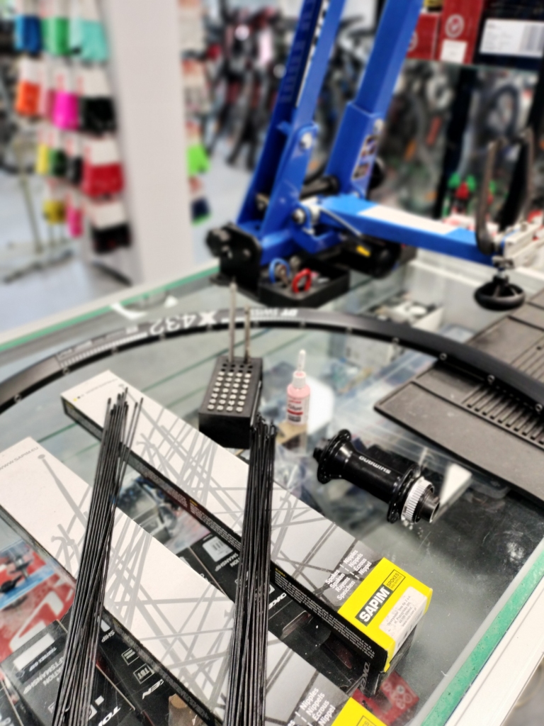 Kursy Mechanik Rowerowy KALENDARZ 26/27R. Sklep rowerowy - Naprawa i serwis rowerów Banino - Lewandowski